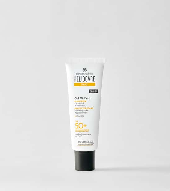 HELIOCARE 360º Oil-free Compact SPF 50+ | Cantabria Labs de Cantabria Labs